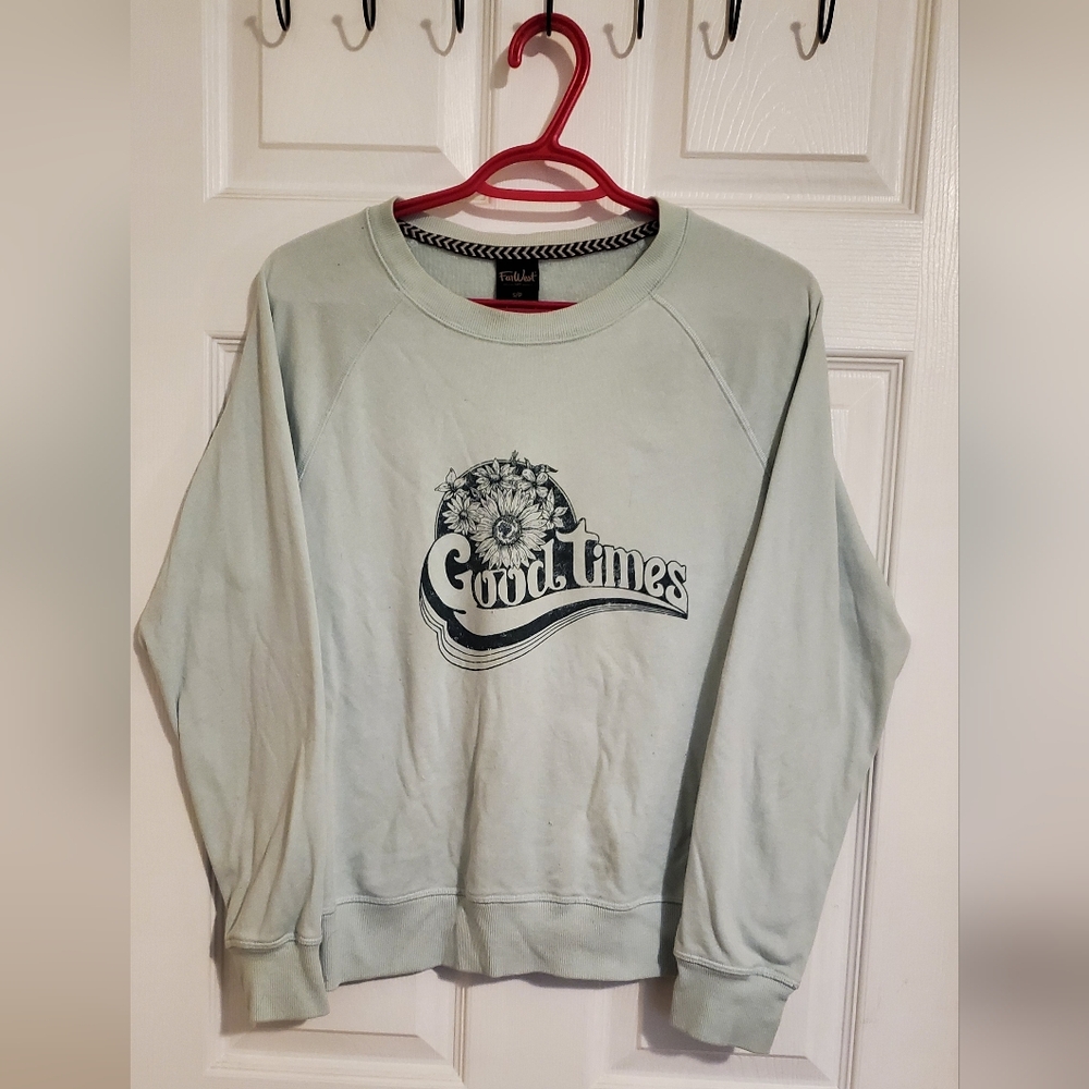 Women's Crew Neck Sweater - Light Green